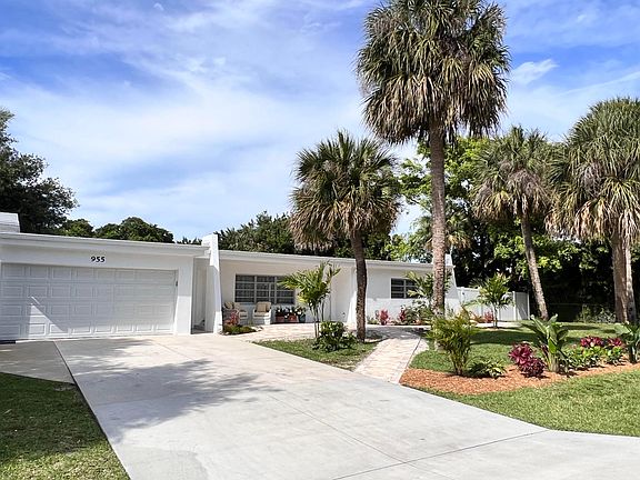4th image of 955 Marigold Ln