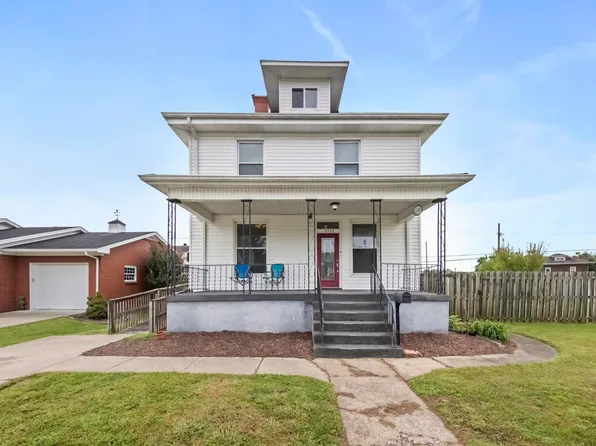 2922 Hampton St, Ashland, KY 41101