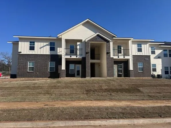 Lindenwoods Apartments