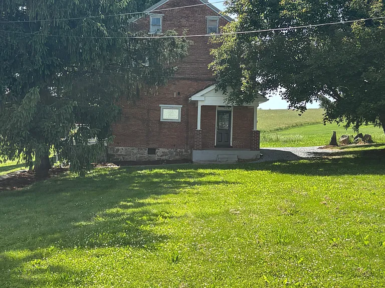 1710 Milton Grove Rd — Photo 1