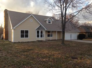 4647 S Leawood Ave, Springfield, MO 65810