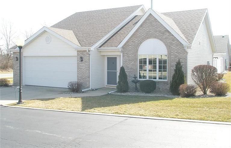 1st image of 10420 Bull Run Dr