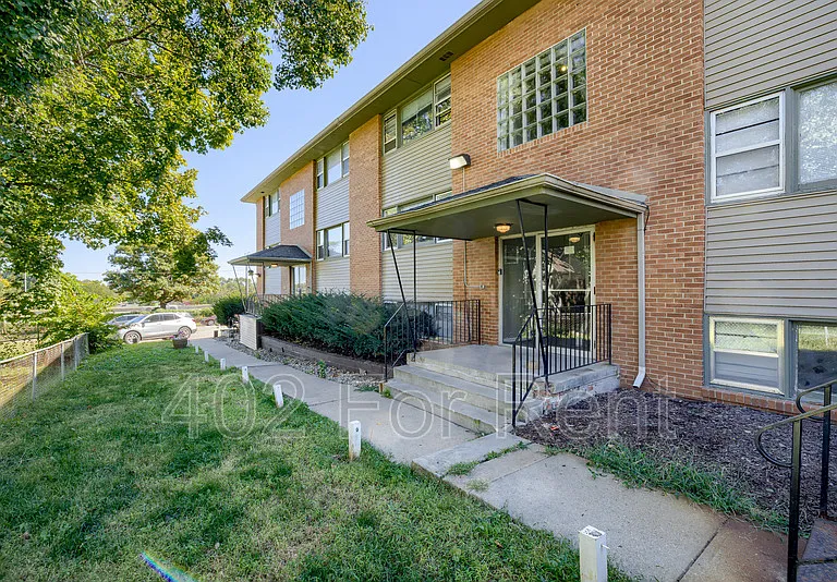 1008 S 29th St #4 — Photo 14