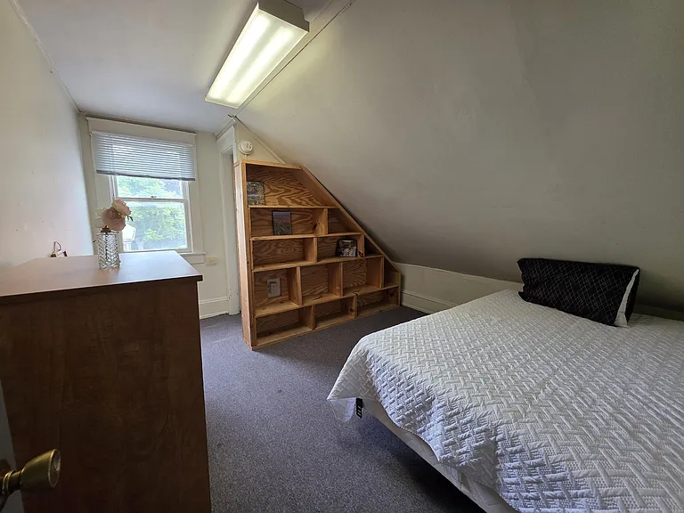 105 Dryden Ct — Photo 36