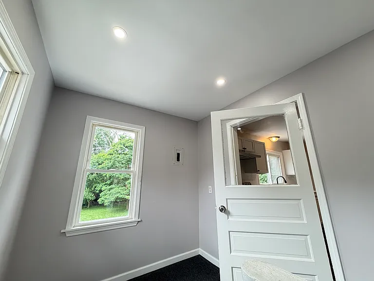 320 Chestnut St #2 — Photo 4