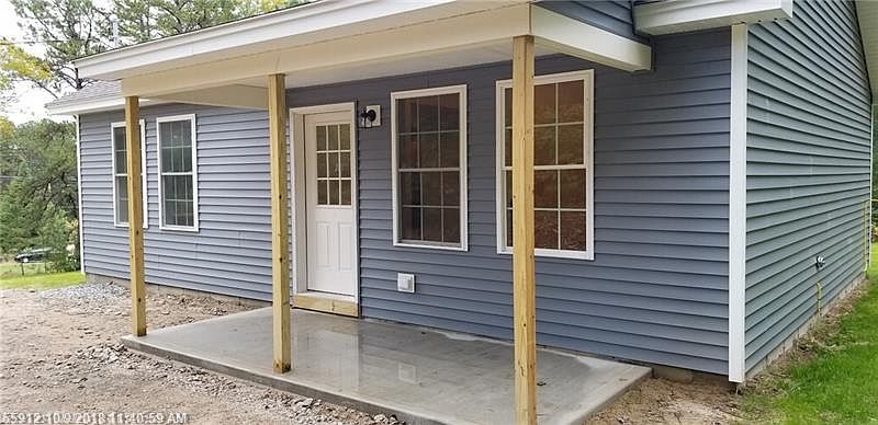 2nd image of 636 Newfield Rd