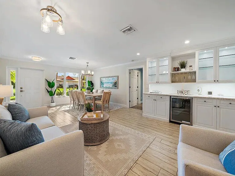 500 Sunrise Way — Photo 8