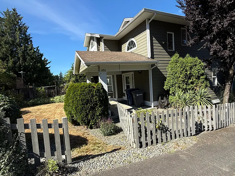 17336 Military Rd S — Photo 19