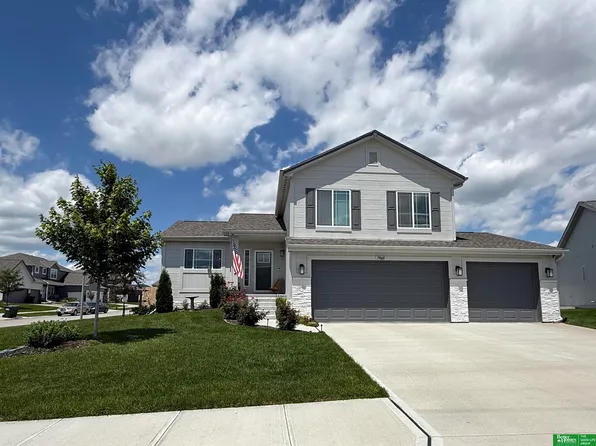 19868 Birch Ave, Gretna, NE 68028