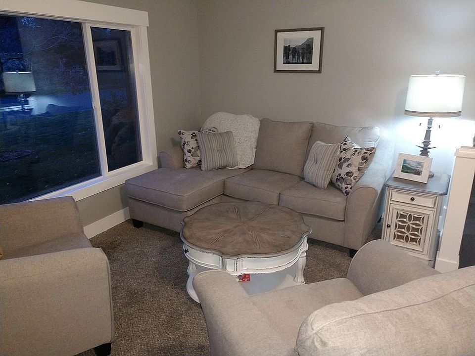 lower sitting room