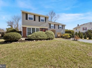 711 Rhoads Dr, Springfield, PA 19064