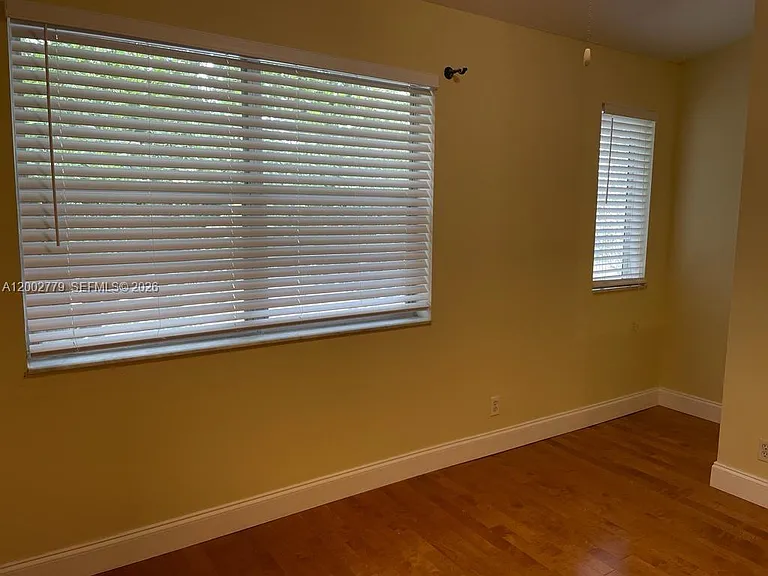 81 SW 3rd St #81 — Photo 18