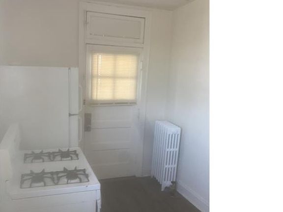 2nd image of 1417 W 90th St #3B