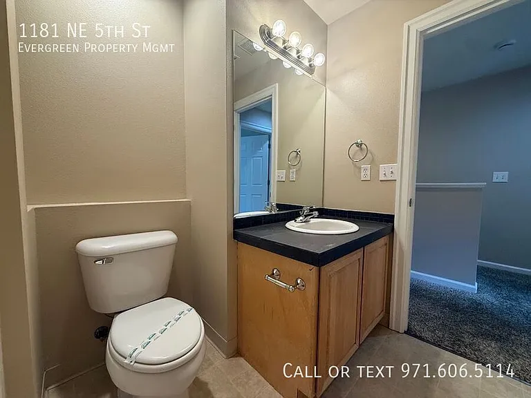 1181 NE 5th St — Photo 25