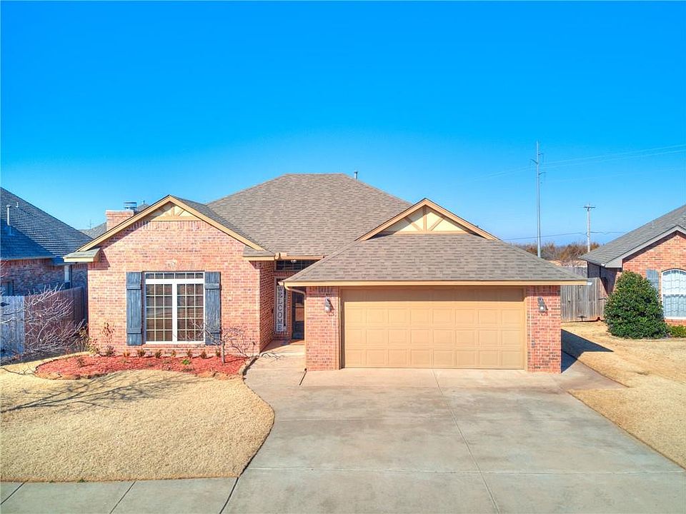 1st image of 19205 Everwood Dr