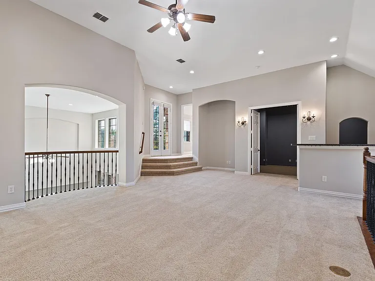 10229 Fire Ridge Dr — Photo 30