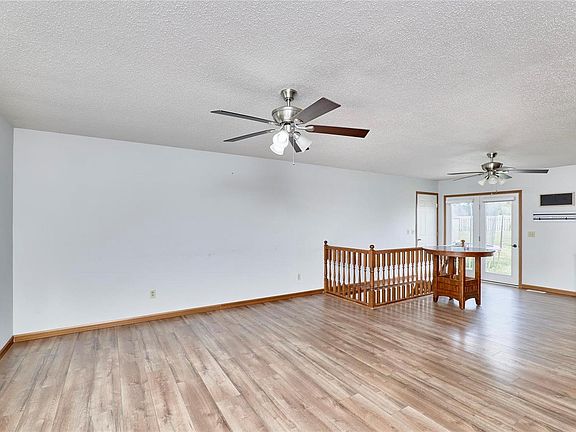 4th image of 1214 Mulberry Ct