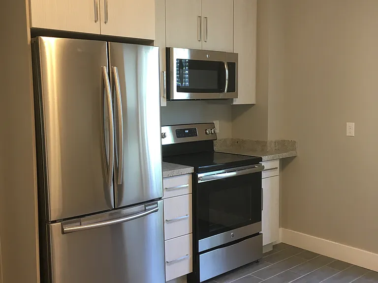 301 N Almond St — Photo 21