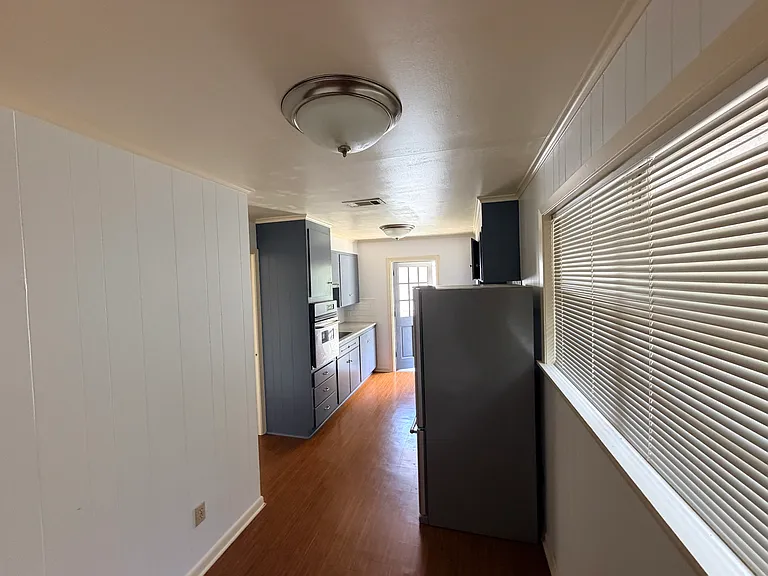 923 Linden St #923 — Photo 10