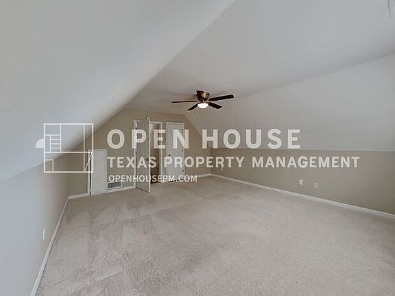 5th image of 5855 Shadewater Dr