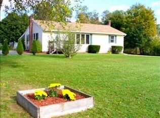 93 Freidlander Dr, Kerhonkson, NY 12446