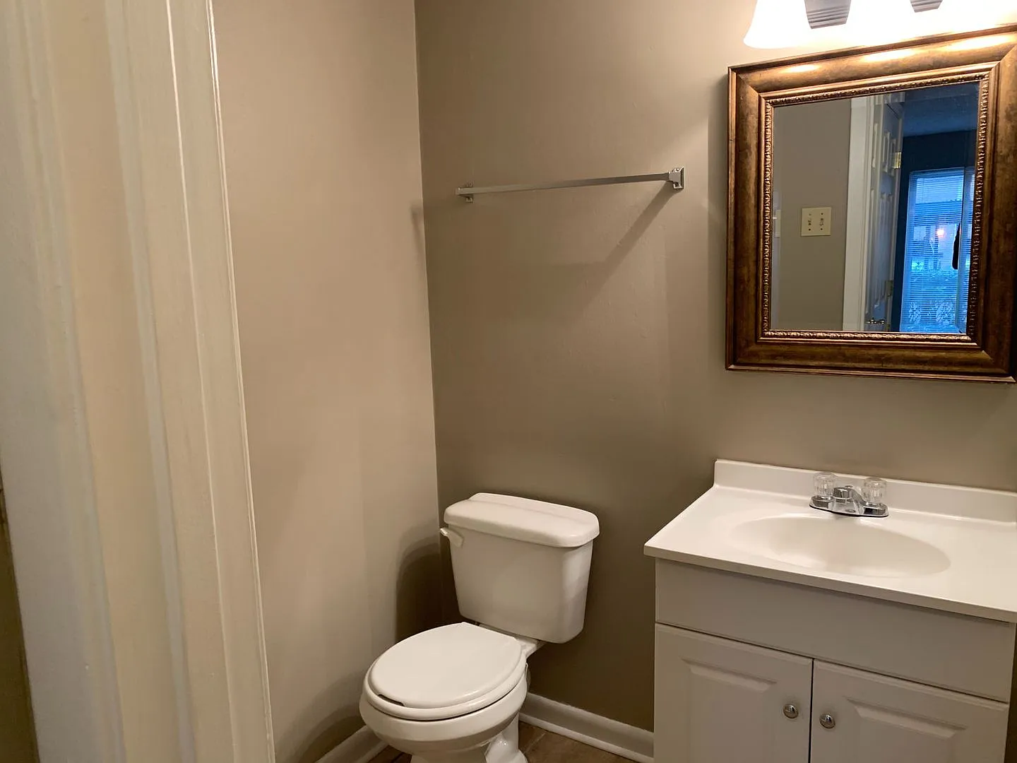 2Bd/1.5Ba Townhouse located on the Germantown/Memphis Line! — Photo 4