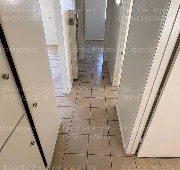 820 Moore St — Photo 19