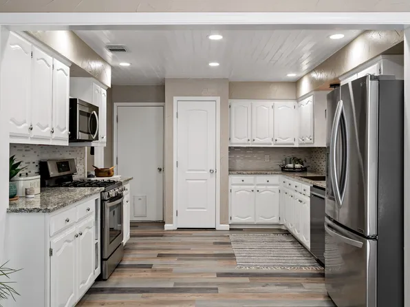 305 Southlake Dr, Forney, TX 75126