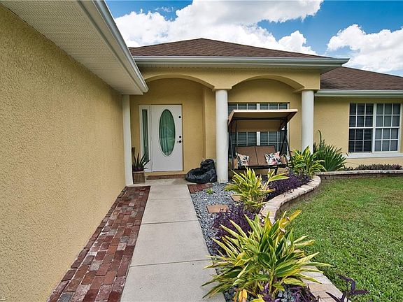 2nd image of 457 Greenbriar Blvd