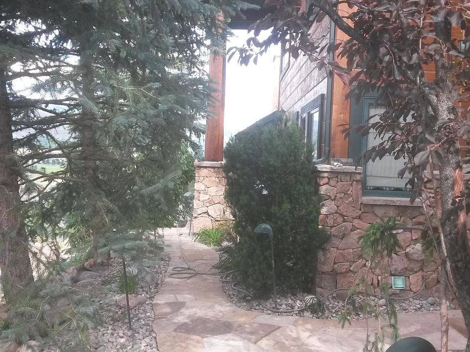 Front entryway