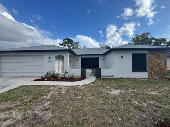 8208 Wooden Dr, Spring Hill, FL 34606