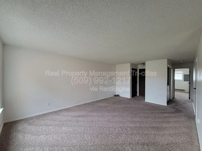 3121 W Hood Ave #G106 — Photo 5