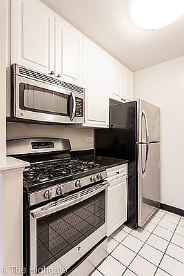 5th image of 182 E 95th St APT 20H
