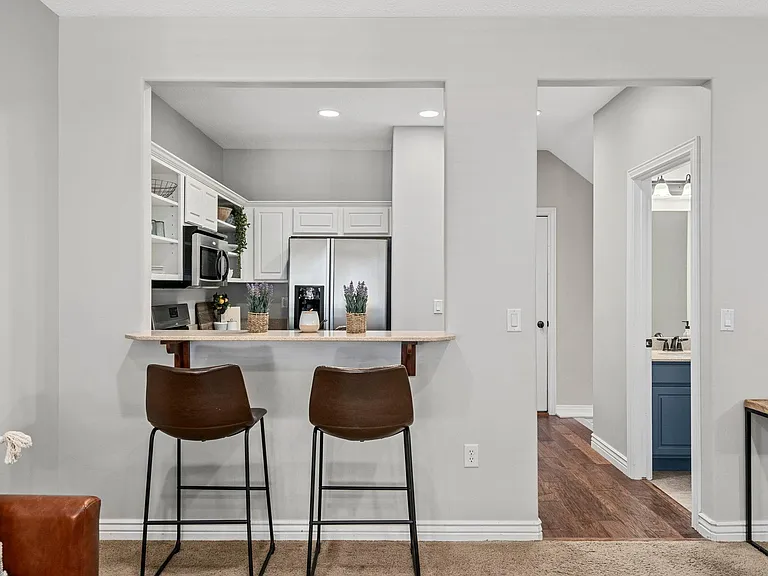140 E Ace Ln — Photo 11