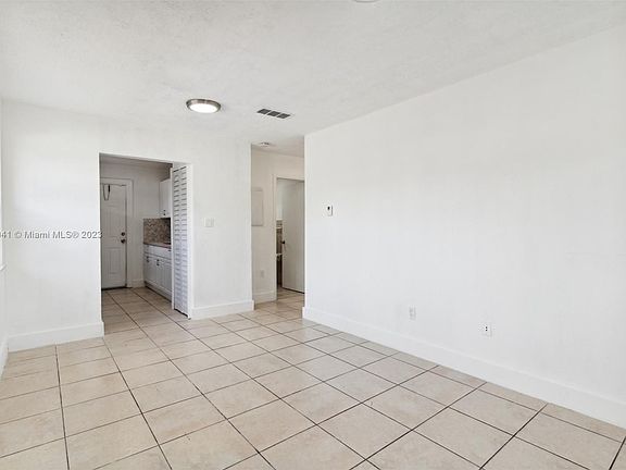 4th image of 1074 NW 27th St #0