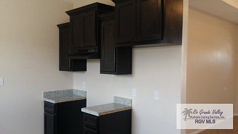 4th image of 9508 Durango Dr