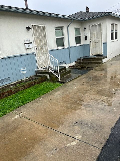 1st image of 16513 Prairie Ave #16513