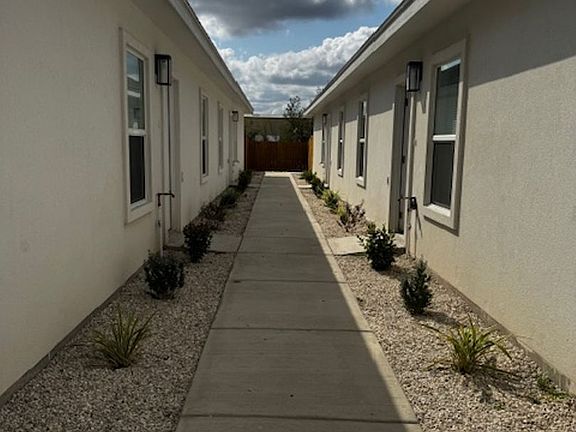 2nd image of 445 E Acacia Ave #4