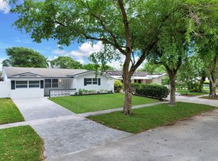 5311 Pierce Street, Hollywood, FL 33021