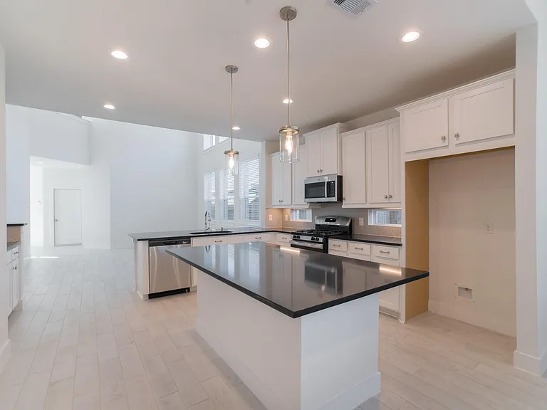 114 Hidden Peak Dr — Photo 18