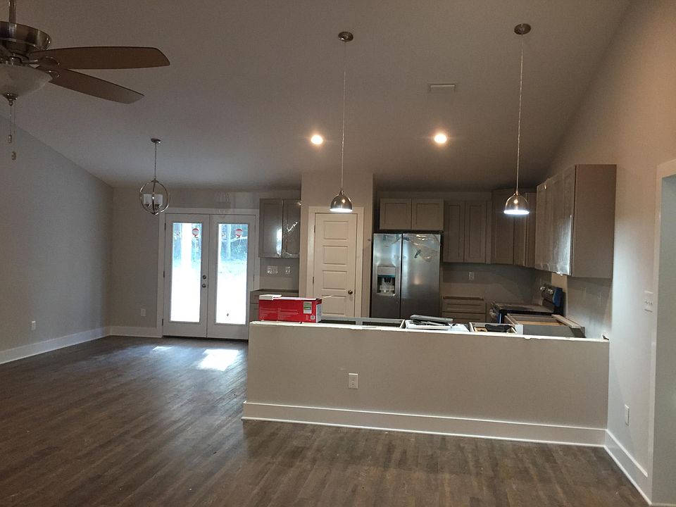 Open kitchen 