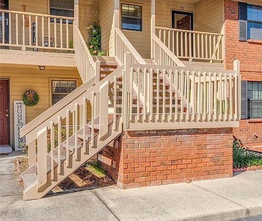 3rd image of 52 Colony Park Drive