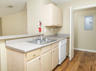 Cypress Park, Columbus, MS 39702