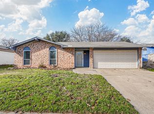 5513 Pawn Ct, Lake Dallas, TX 75065