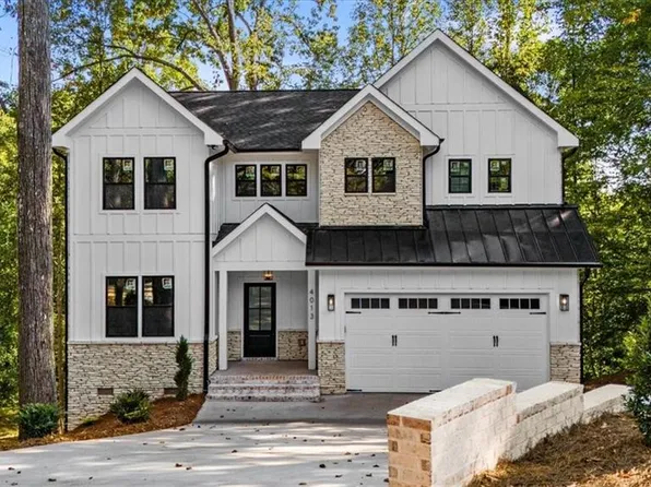 4013 Lofter Ct, Pfafftown, NC 27040