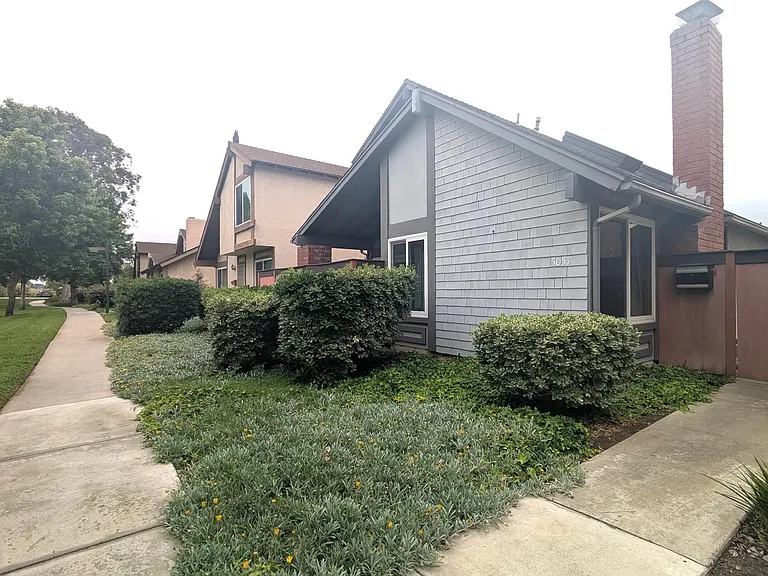 5057 Abuela Dr — Photo 1