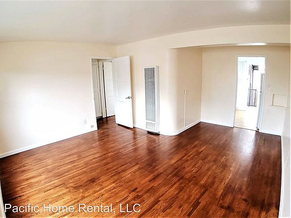 5th image of 3087 Meade Ave #3087