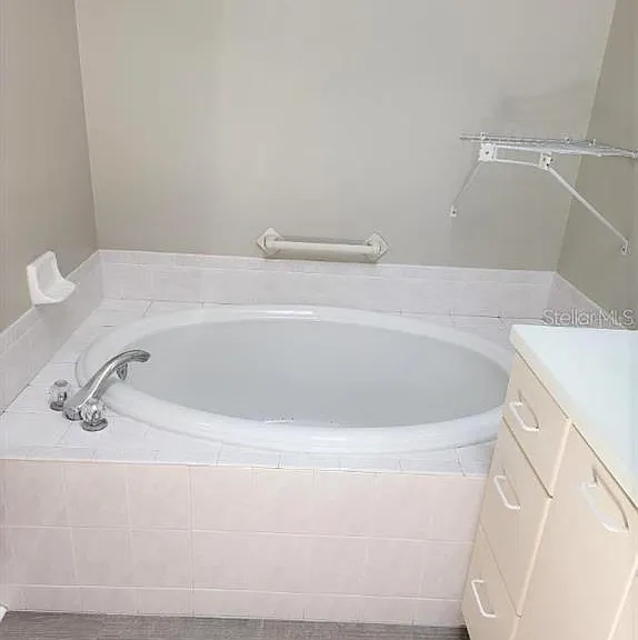1711 Settlers Dr #7 — Photo 2