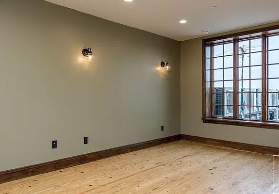 4th image of 66 Newel St #4A