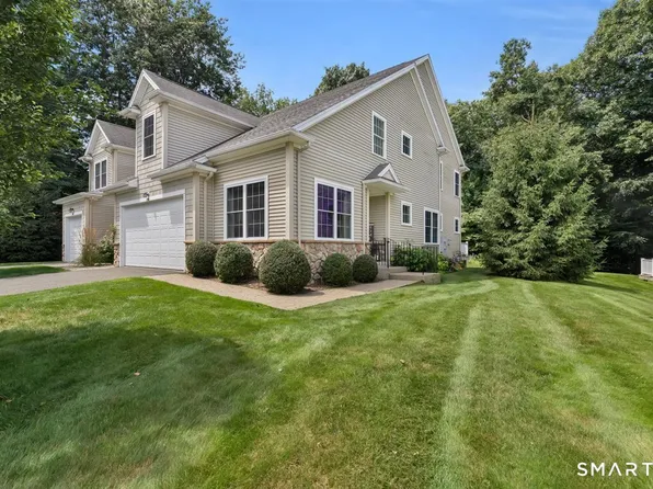 105 Turtlebrook Lane #105, Bristol, CT 06010